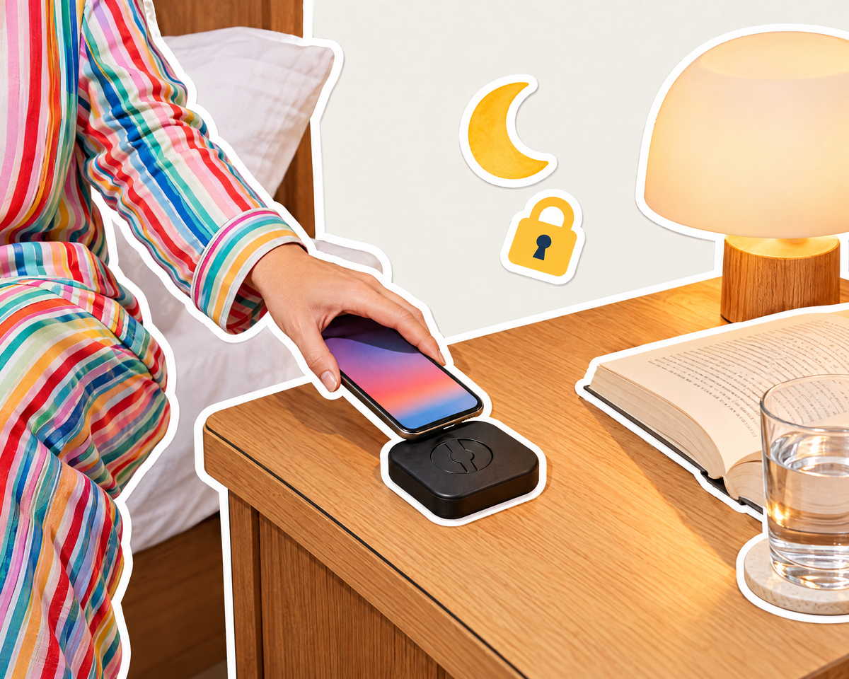 Telefoon tegen Phase op het nachtkastje